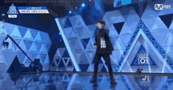 动漫 卡通 漫画 头像 游戏截图 355_185 gif 动态图 动图