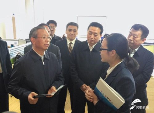 刘家义到高校调研党的建设和思想政治工作时强