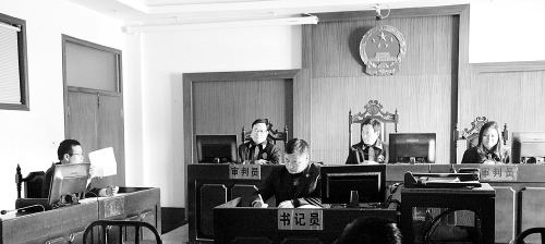 清纯少女演绎潘多拉的诱惑