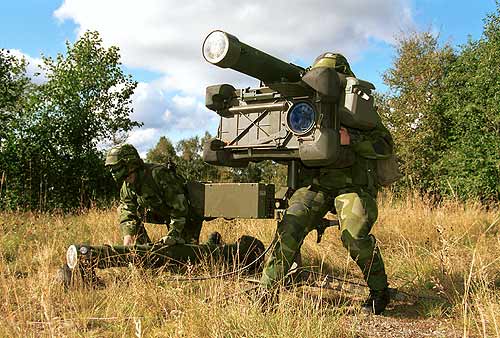 此前澳大利亚陆军装备的瑞典RBS-70型短程防空导弹系统