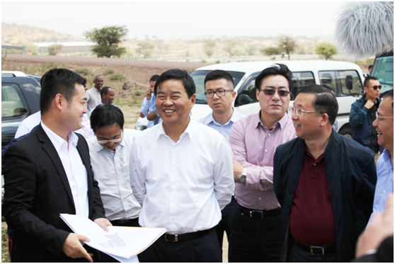 何报翔副省长实地调研埃塞湖南工业园项目并