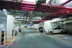 男子借他人名义买车位 车位被霸占要不回