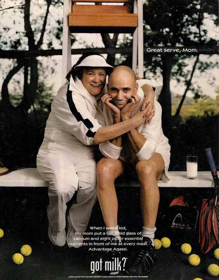 一个女生对她的朋友说她认识我是什么意思？？？