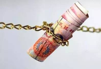 杜绝牛栏关猫 ,银监会两周连发七道令|银行理