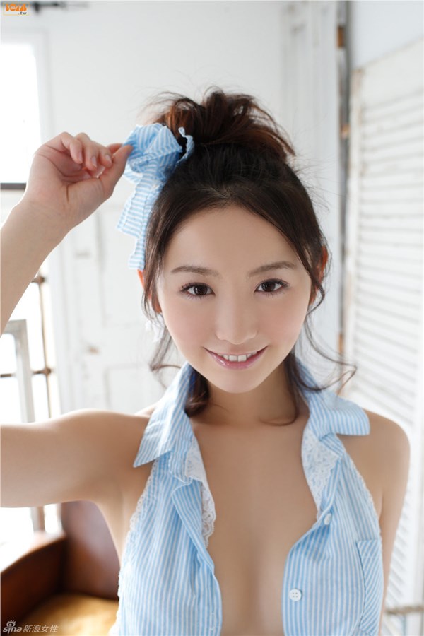 乃美内衣_深田咏美内衣图片