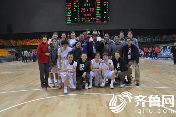 决战津门!山东女篮笑到最后,三分险胜四川拿到