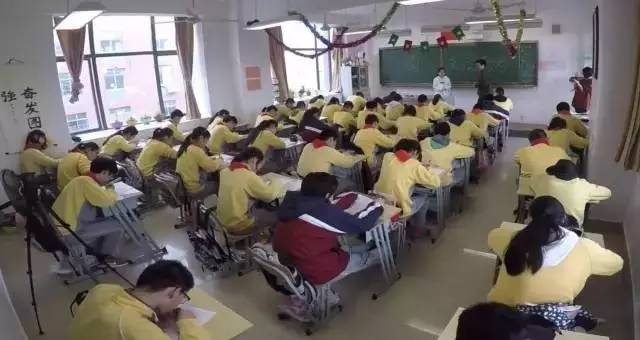 做完美国高考数学题,中国初二学生说的这句话