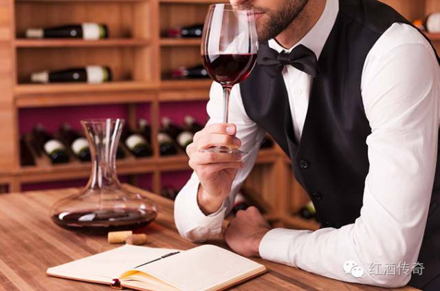 红酒什么时候喝养生效果最好?_财经头条