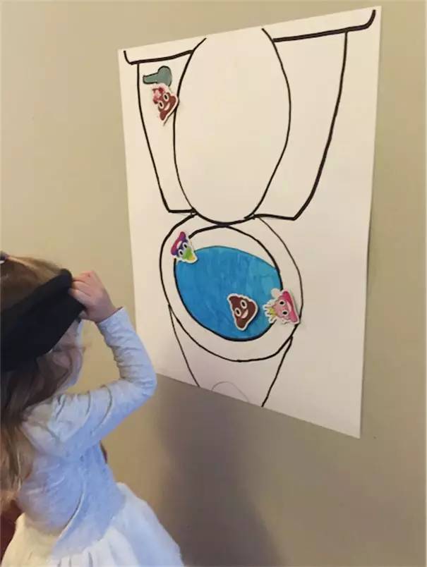 有个性!英三岁女童办 厕所 主题生日聚会|聚会|