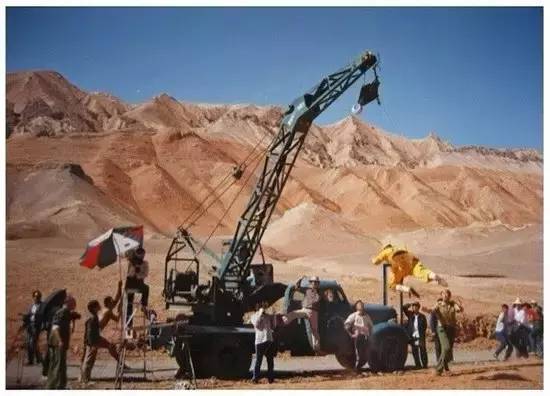 敢问路在何方,路在脚下