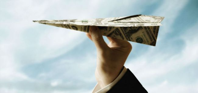 年报里的航空业:销售费用普降 产业链待重塑|春