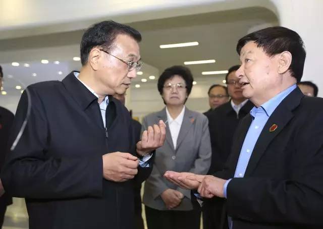 这家企业把血液透析费用降低1\/3, 总理竖起大拇