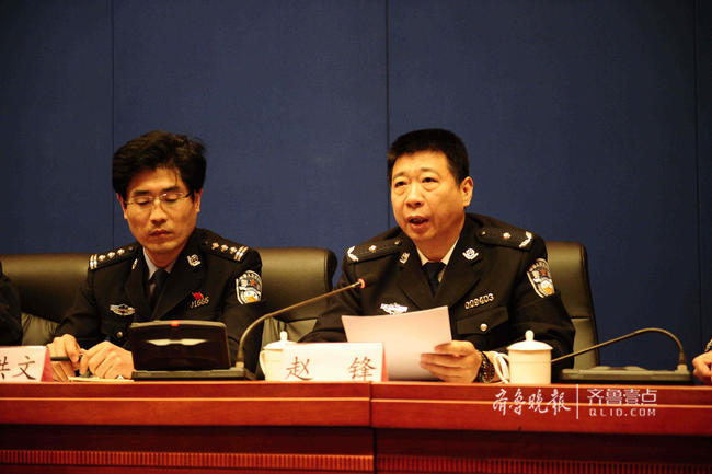 济南保安招聘_与人民警察同行警务辅助人员业务技能汇报表演活动掠影(3)