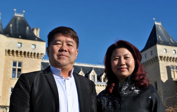 董事长刘湘云_董事长办公室图片