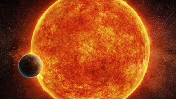 科學家暢想“超級地球”經過其主恆星前面的場景。