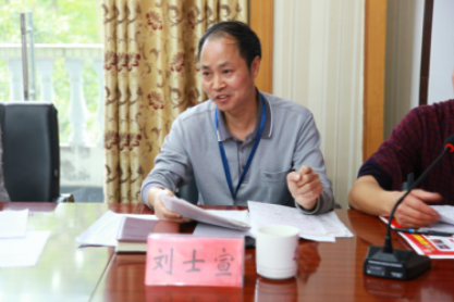 合川三汇镇:人大代表开展农村环境卫生整治工