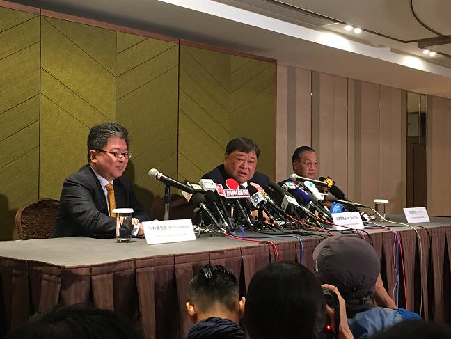 前亚视太子爷联手郑家纯、联想拯救有线宽频_