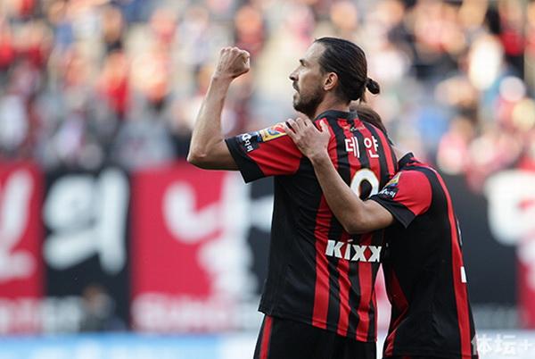 [亚冠周刊F组]首尔反弹重塑双核 西悉尼梦断季