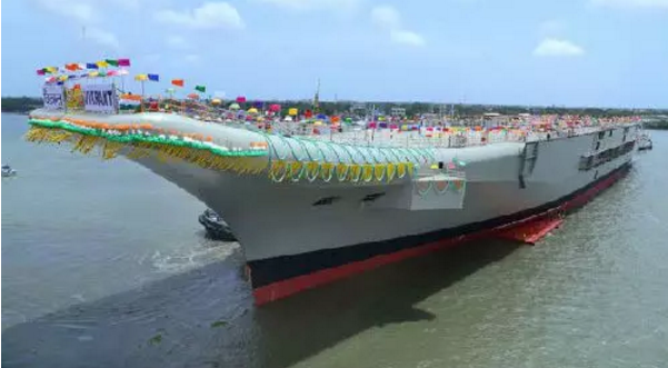 中国首艘国产航母下水_中国首艘国产航母下水