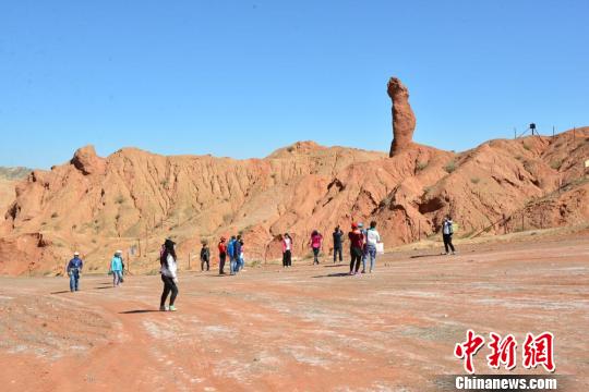 春到甘肃玉门戈壁景色美|玉门|岑峰|摄图