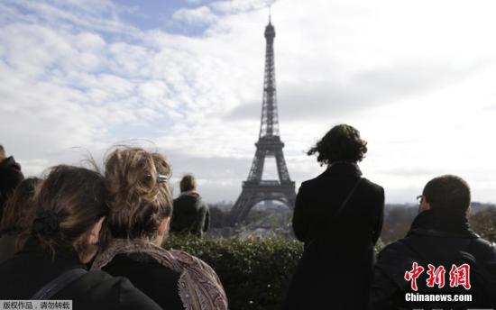 法国警方逮捕10名涉2015年巴黎恐袭案疑犯|疑