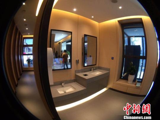 最美公厕 亮相呼和浩特 市民奉为 新网红 |网红