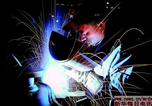 从普通焊工到大国工匠的人生逆袭|李万君|焊