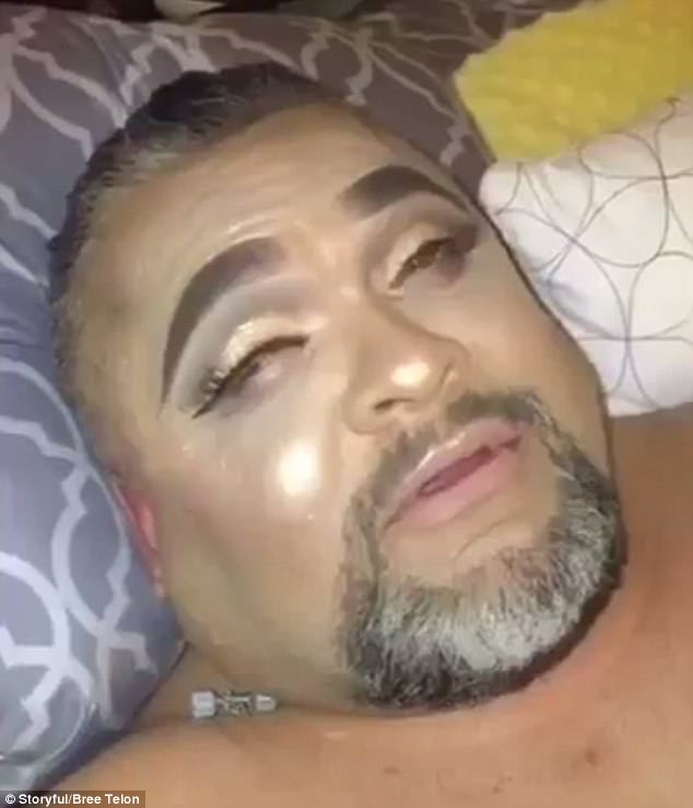 睫毛恶搞视频,睫毛搞笑视频
