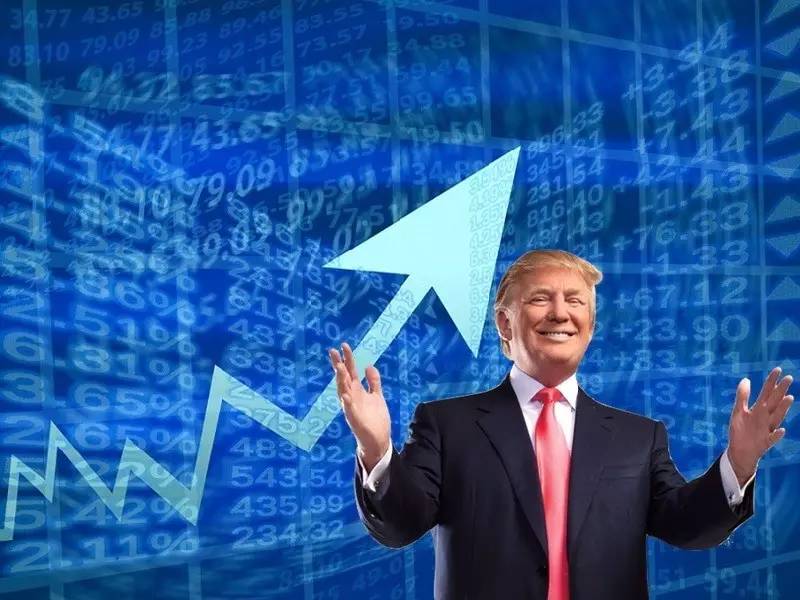 100天把支持率干成50年最低,特朗普果真史上