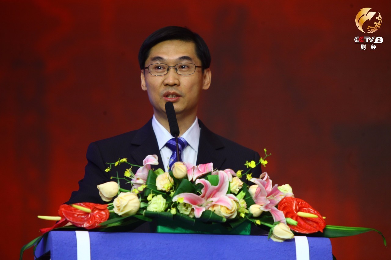 中车集团董事长_中际集团董事长照片(3)