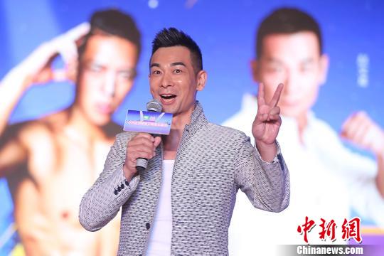 赵文卓分享自己对健康运动的理解。 泱波 摄