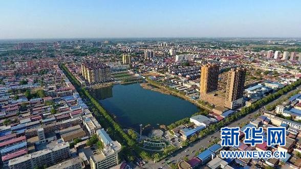 这是鸟瞰雄安新区雄县县城(4月21日摄)。