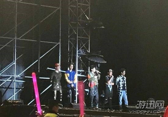 周杰伦怒吼保安 现场麦克风飙骂“滚出去”事后道歉