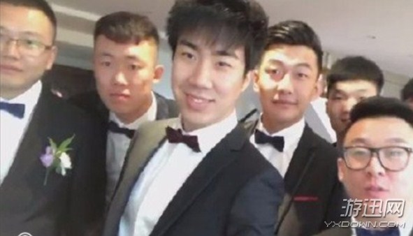 LOL主播骚男结婚现场大咖云集 PDD送 10万 大