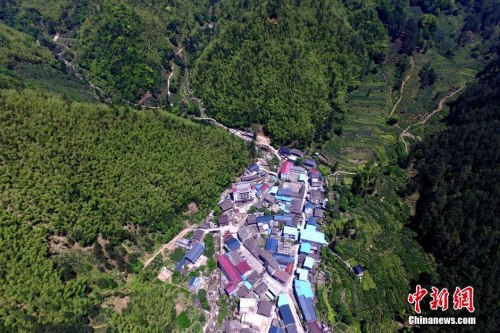 资料图:航拍武夷山国家自然保护区蔚为壮观。王东明 摄
