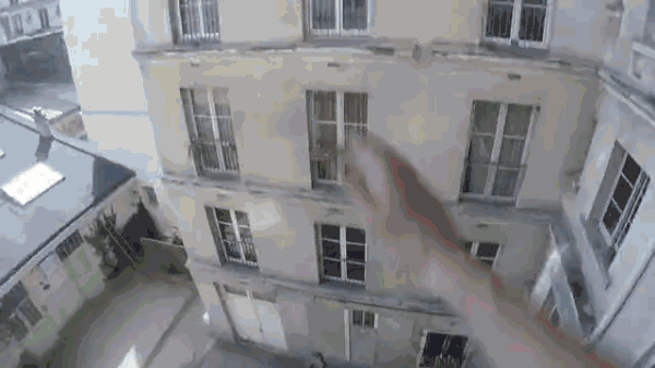 看完这支广告后,终于明白外国人为什么会这么少