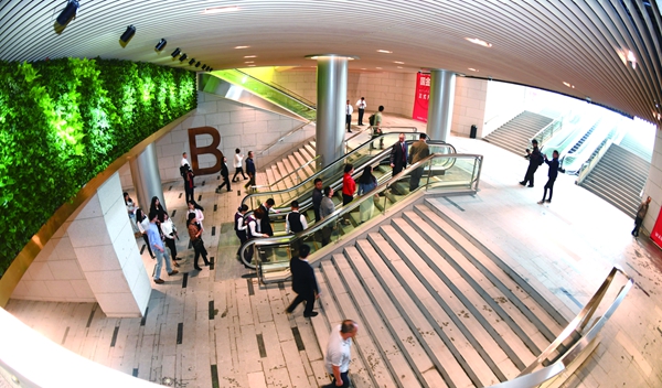 五一商圈国金街地下通道开放 打通任督二脉|