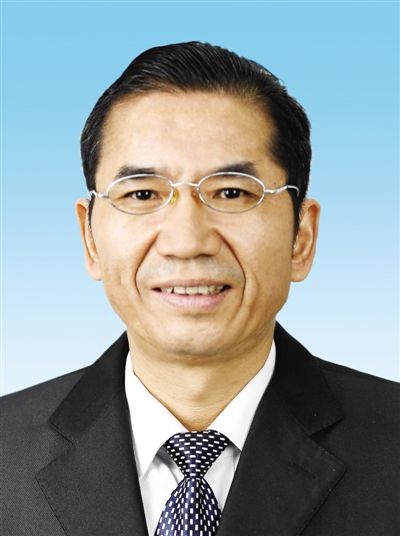 李中武任重庆市荣昌区副区长、代理区长(图/简历)