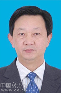 江苏汇鸿集团党委书记、董事长唐国海接受组织