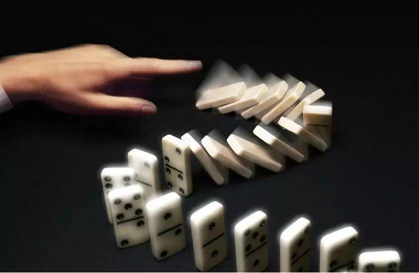 | 创业板缘何跌势不止|创业板|市盈率|估值