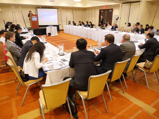 参赞出席中美城市研讨会暨2017中国·东台投