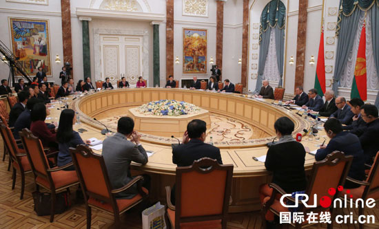 白俄罗斯总统卢卡申科接受中国媒体联合采访。