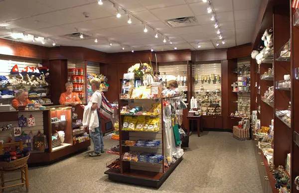 美国急诊费用高看病需预约 因医学专业学费也