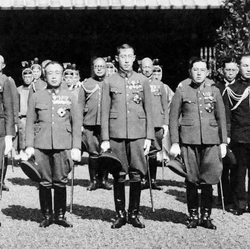  ▲ 李垠、李键、李鍝参拜靖国神社，他们都是李氏朝鲜的王族
