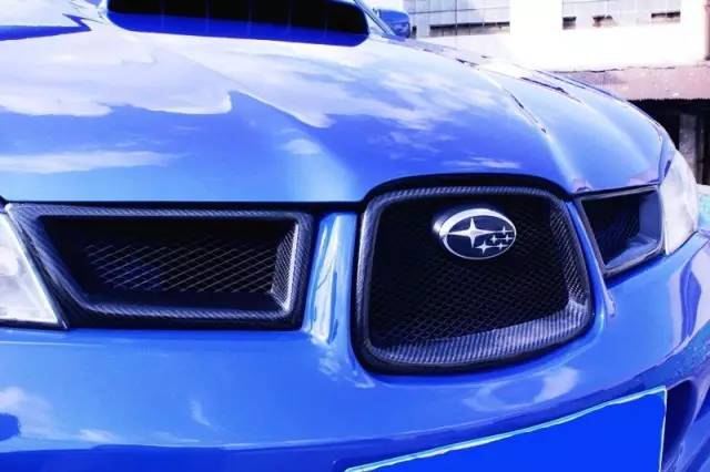 国内少有的斯巴鲁翼豹,车主竟然是大长腿的萌妹子!