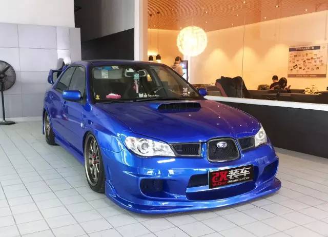 国内少有的斯巴鲁翼豹,车主竟然是大长腿的萌妹子!