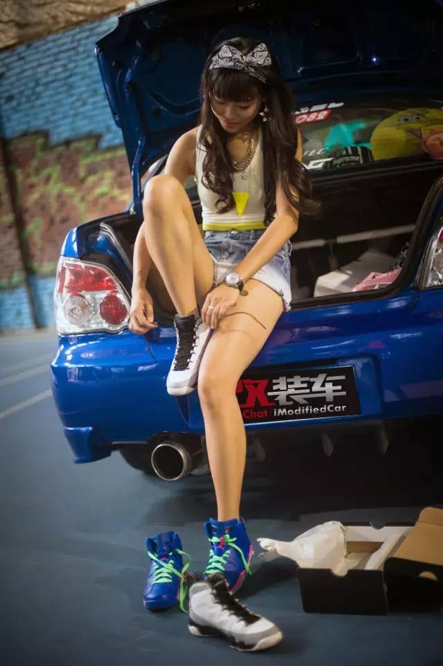 国内少有的斯巴鲁翼豹,车主竟然是大长腿的萌妹子!