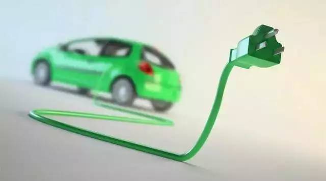 新车轻评丨我算新能源吗?宝骏730将搭载48V微混系统