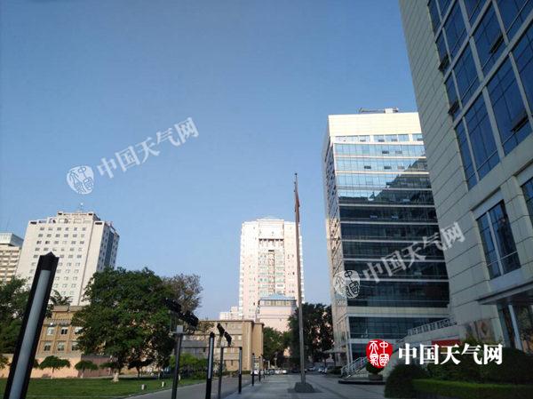 5月9日7时，北京天空晴朗。