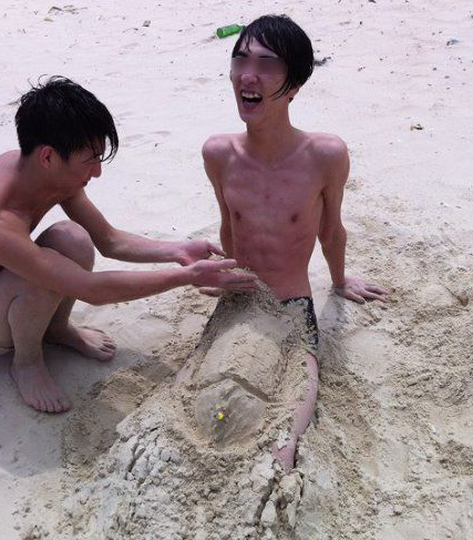 每日轻松一刻5月11日 屌了!共享主义的未来是共享Wife